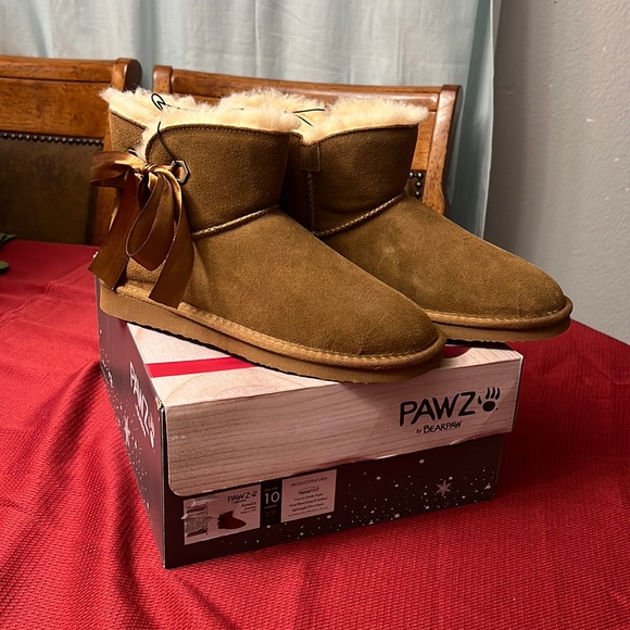 Pawz by BearPaw Shoes Pawz Boots By Bearpaw Poshmark